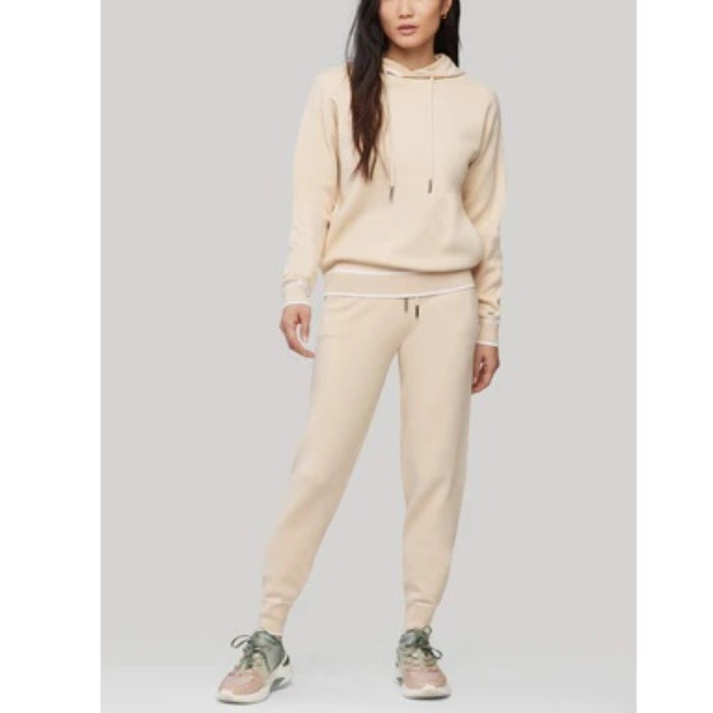 SOIA & KYO Leila Knit Set
